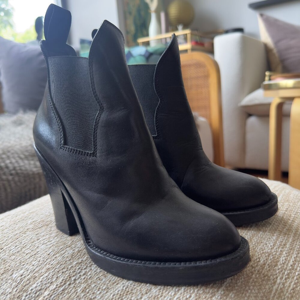 Acne Studios Chelsea Booty